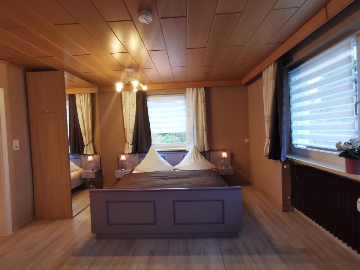 Haus Rosenbuehl Bed & Breakfast วาร์เมนชไตนาค ภายนอก รูปภาพ