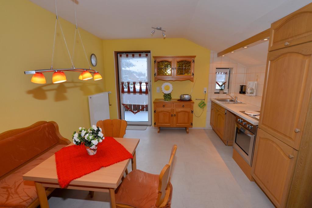 Haus Rosenbuehl Bed & Breakfast วาร์เมนชไตนาค ภายนอก รูปภาพ