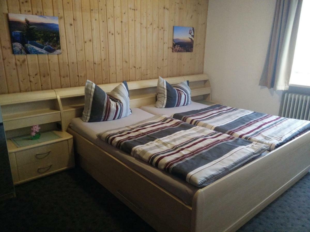 Haus Rosenbuehl Bed & Breakfast วาร์เมนชไตนาค ภายนอก รูปภาพ